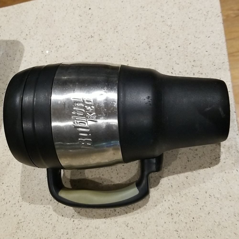 Bubba Keg twist top lid handy bottle opener on handle